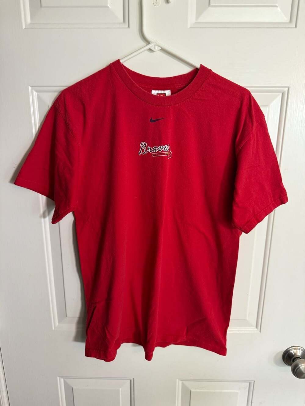 Nike Atlanta Braves Size M Red T-Shirt Let's Go Braves